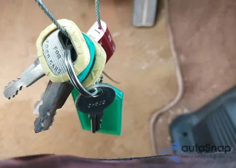 1989 Ford F250 из США, поврежденный, VIN 1FTHX26G9KKA83837